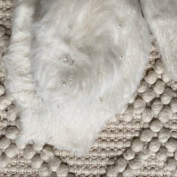 ZARA // Fuzzy Pearl Sweater - Picture 7 of 8